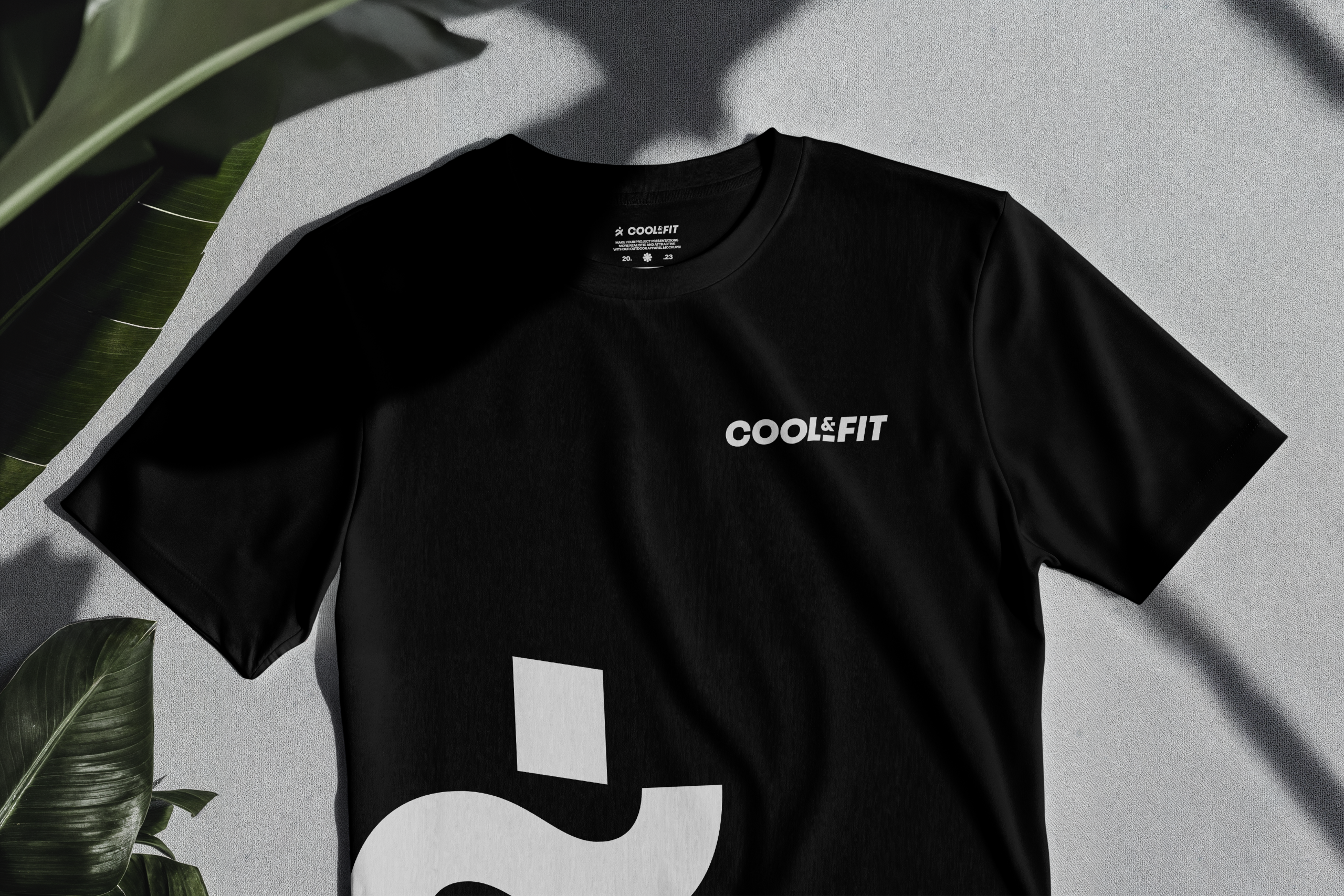 Tshirt personnalisé pour la salle de sport Cool&Fit à Ferrière-la-Grande. Textile noir et flocage DTF blanc